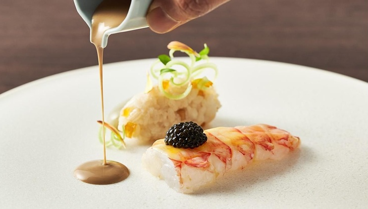 Nhà hàng Mingles kết hợp kỹ thuật chế biến hiện đại với nguyên liệu truyền thống Hàn Quốc. Ảnh: Mingles