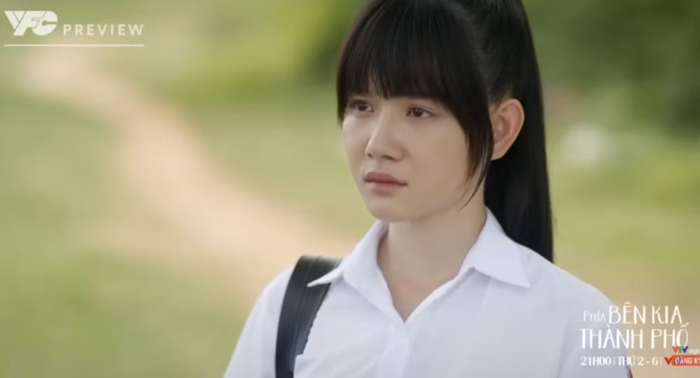 Tú Quyên cho biết cô từng không tránh khỏi cảm giác hồi hộp khi đọc bình luận của khán giả. Ảnh: VFC anh-man-hinh-2026-07-03-luc-013918.png