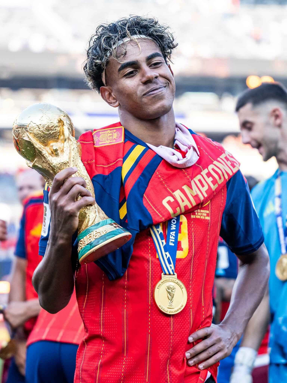 Lamine Yamal mới 19 tuổi nhưng đã vô địch EURO và World Cup. Ảnh: FIFA World Cup.com 750848908-2140193469861382-3833725369925207083-n.jpg