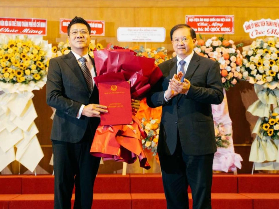 TS.NSND Đỗ Quốc Hưng được bổ nhiệm giữ chức Giám đốc Nhạc viện Thành phố Hồ Chí Minh TS.NSND Đỗ Quốc Hưng được bổ nhiệm giữ chức Giám đốc Nhạc viện Thành phố Hồ Chí Minh