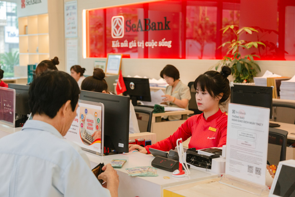 dce4435b-a281-46a0-8b24-c591b86c5a5f.jpg