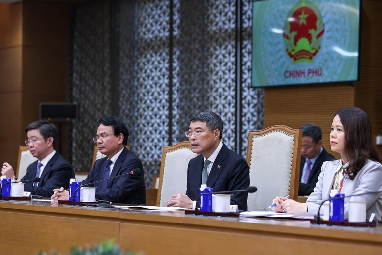 Thủ tướng Chính phủ bày tỏ tin tưởng chuyến thăm của Bộ trưởng Ngoại giao Chile tới Việt Nam sẽ góp phần duy trì đà phát triển quan hệ Việt Nam - Chile thời gian tới, phục vụ hiệu quả lợi ích của nhân dân hai nước, góp phần vào hòa bình, ổn định và phát triển ở hai khu vực - Ảnh: VGP